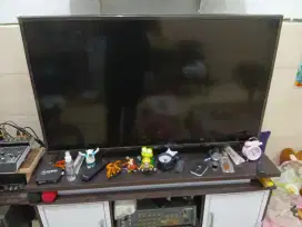 TV Led LG 49inch 49 plus breket dinding