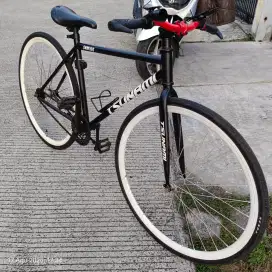 Sepeda Fixie Tsunami Terpedo