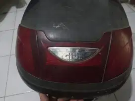 Box Givi Braket Punya GL Pro