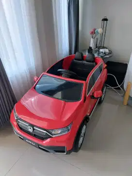 MAINAN MOBIL AKI CRV