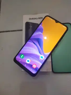 Samsung A04 ram 4gb+4/64gb layar poni 6,5 lengkap segelan bonusan