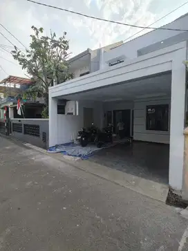 Rumah 2 lantai dalam komplek kavling DKI pondok kelapa