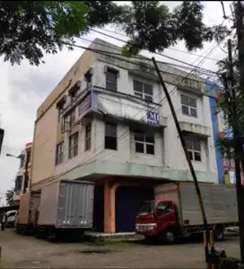 Ruko Gandeng 3 Lantai di Pertokoan Mitra 10 Karawaci