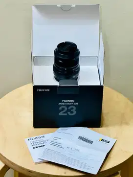 Fujifilm Fujinon XF 23mm F2 R WR / Lensa Fujifilm XF 23mm - Hitam