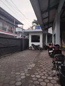 DIJUAL CEPAT RUANG USAHA EX CAFE BOJONGSOANG