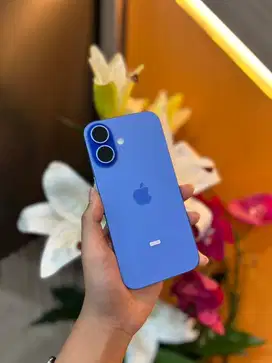 iphone 16 256gb ULTRAMARINE