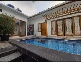 Rumah Murah Asri di Selatan BSD Fasilitas Kolam Renang Pribadi