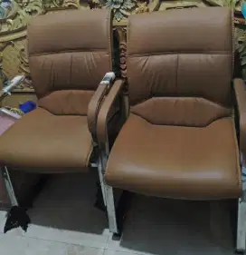 Kursi kulit kantor original bagus apik
