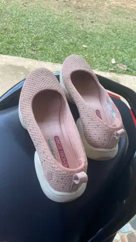Skechers Air-Cooled Memory Foam