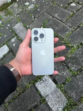 Iphone 15 pro 128gb inter