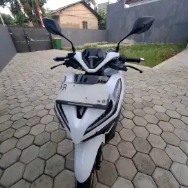 New Vario 125 cbs iss