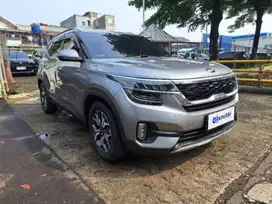 DP MURAH Kia Seltos 1.4 EX Plus Bensin-AT 2022 Abu CFYFB