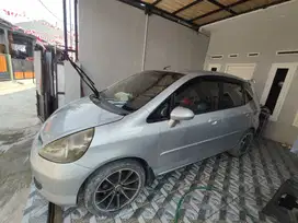 Honda Jazz 2005 Bensin