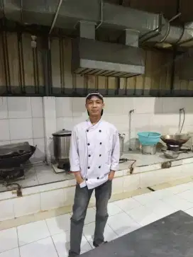 Cari pekerjaan bidang kuliner.cook/ juru masak/ chef