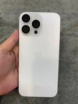 iPhone 16 Pro Max 256GB White Titanium BH 100% Garansi iBox April 2026