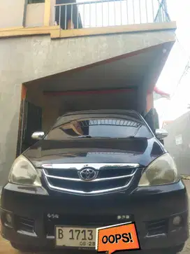Toyota Avanza 2010 Bensin