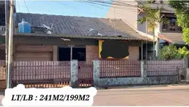 Dijual rumah tua layak huni, di kayumas, Pulogadung, Jakarta timur.