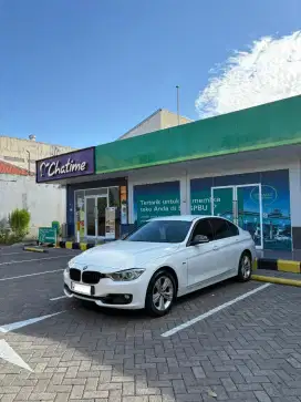 Bmw F30 320i 2013 Good Condition !