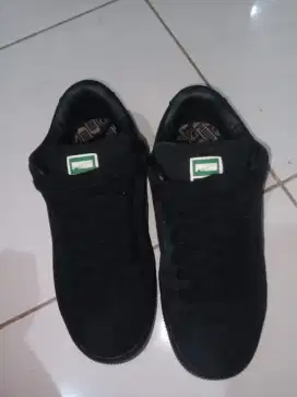 Sepatu puma, Made in Vietnam