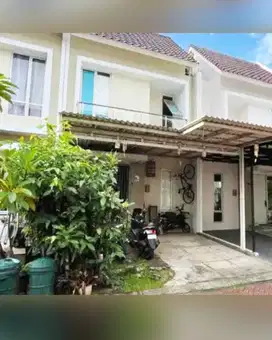 Rumah Sudah Renovasi 2,5 Lantai Cluster Boston Village Gading Serpong