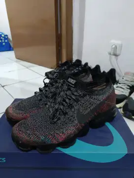 Nike vapor max size 42