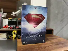 Hottoys Superman MMS 200