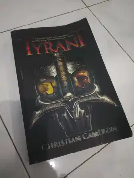 Tyrant buku novel