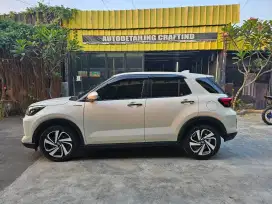 (Km 40rb record) Raize 1.0 Turbo CVT 2022