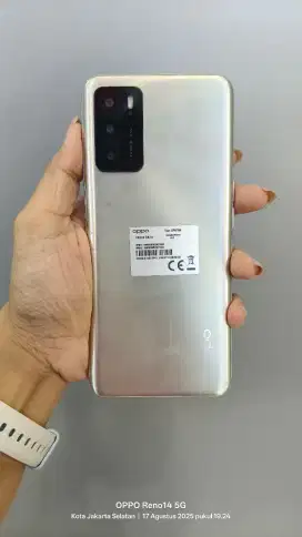 Oppo A16 silver