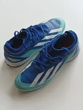 Sepatu Futsal Adidas Crazyfast. 3 In