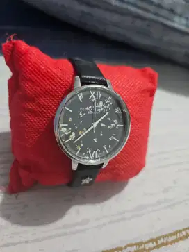 Jam tangan Olivia Burton