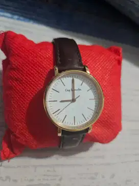 Jam tangan Guy Laroche