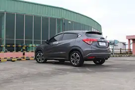 Honda HRV Prestige 1.8 CVT AT