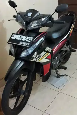 Honda Blade murah 7,5jt no nego,mesin djamin halus,pemakaian pribadi