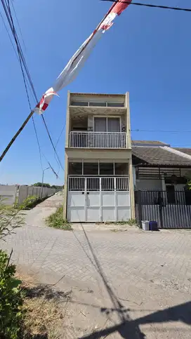 Rumah Hook 2 Lantai, 2KT, 2KM Di Rungkut, Medokan Sawah Timur, SBY