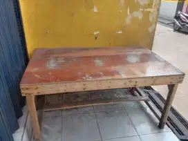 Meja kayu serba guna
