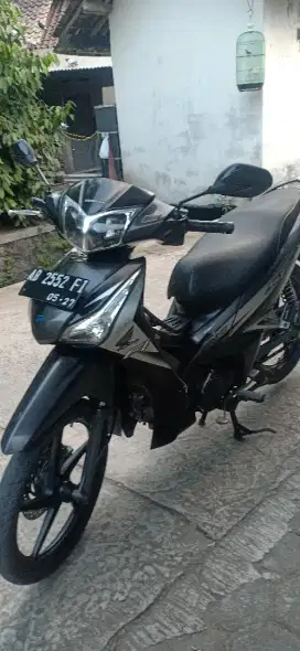 Supra 125 fi helm in