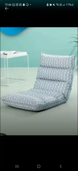 Sofa lesehan motif biru