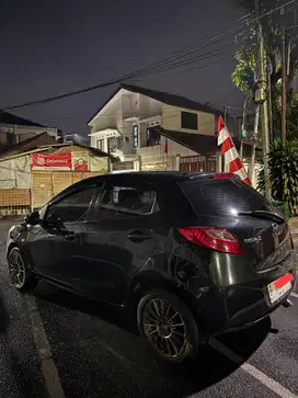 Mazda 2 2010 Bensin