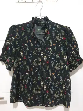 Atasan kerja, blouse merk The Executive