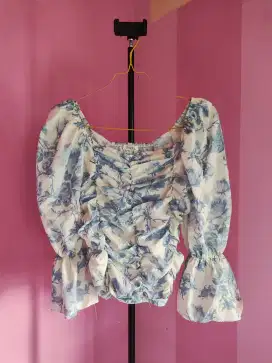 Preloved Blouse Motif Wanita