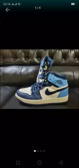 Sepatu Nike air Jordan retro keren.