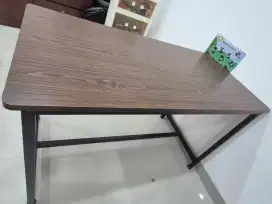 Meja HPL premium warna coklat tua