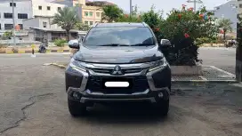 Mitsubishi pajero sport dakar 2019 sunroof coklat tangan pertama