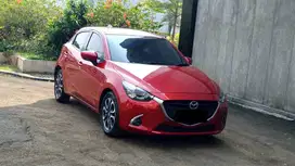 [ LOW KM ] Mazda2 Mazda 2 1.5 R Skyactiv AT Merah 2017/2018