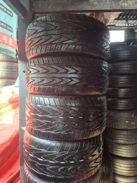 Ban copotan mercy Toyo Proxes4 235/35 R19 265/30 R19 80%..4pcs