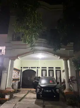 Rumah Nyaman, Asri, Siap Huni Lengkap dengan Furniture