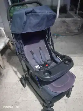 Stroller like new nominus