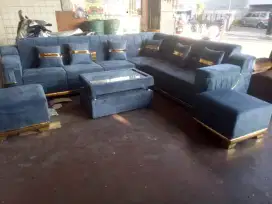 Lowongan untuk sekrtaris toko mebel bagiannya pelayanan konsomin