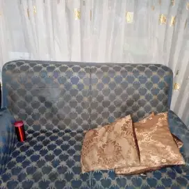Sofa besar, dan sofa sedang